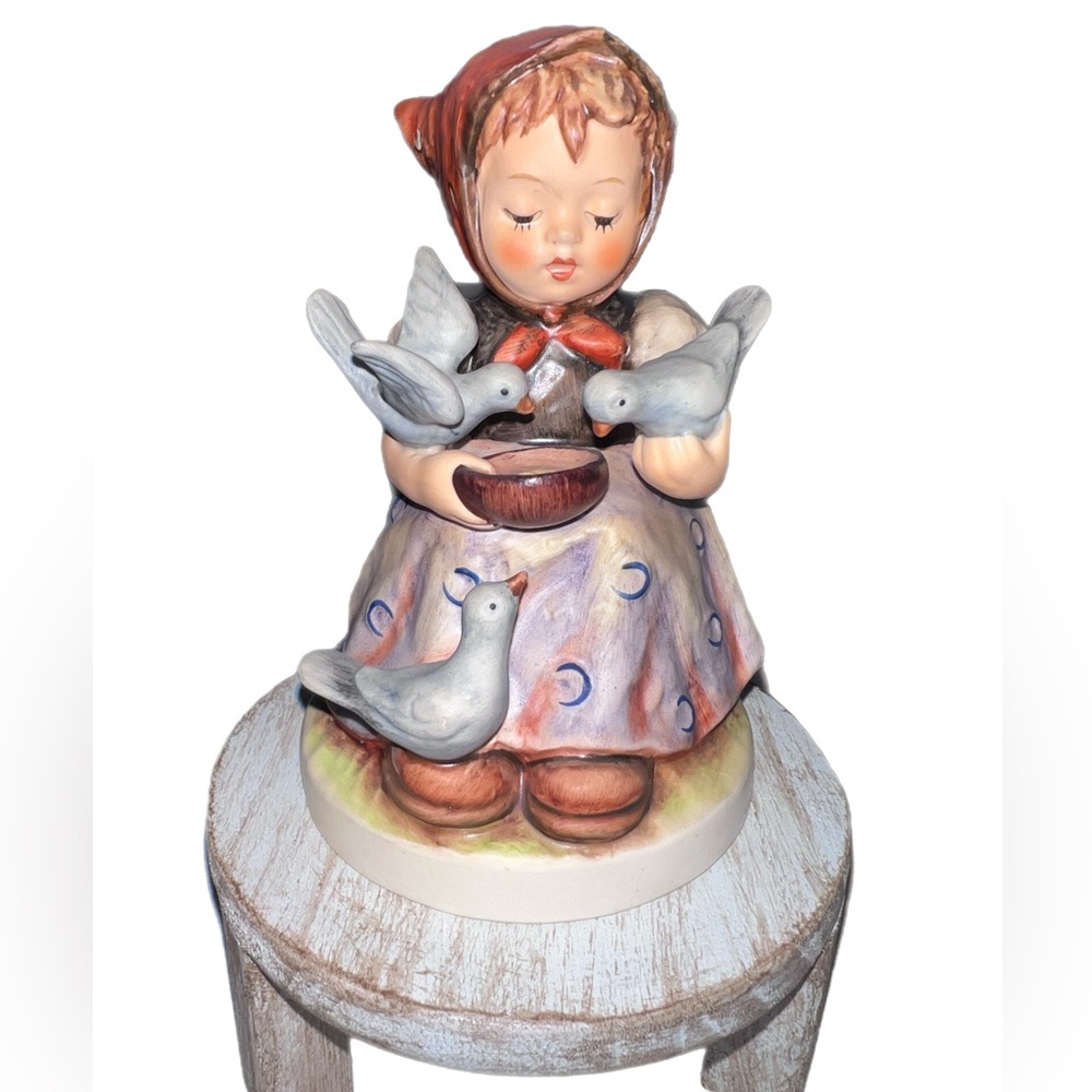 M.J. Hummel “Cinderella” #337 Figurine
